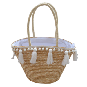 Korbtasche mit bommeln